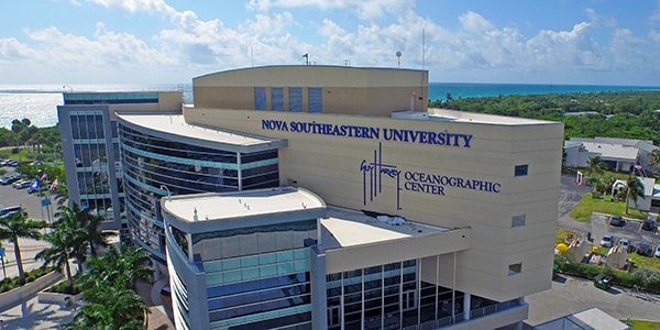 Nova Southeastern University bsn class in florida