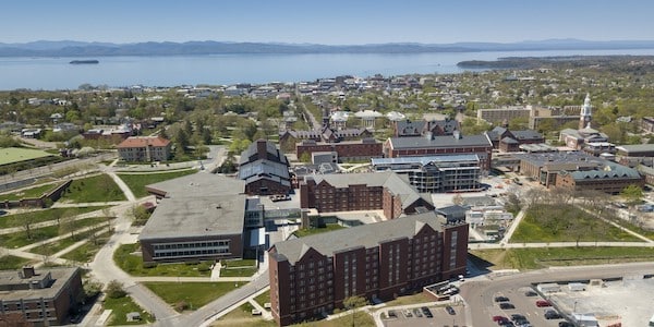 The University of Vermont Community Colleges Responses to COVID 19 in Vermont